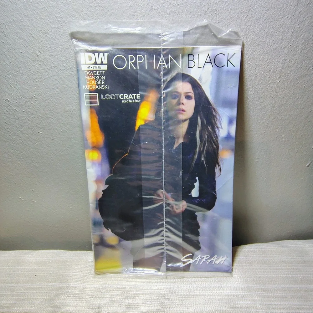 Orphan Black #1LOOTCRATE ‎ IDW Comics 2015 NM  Lootcrate Variant rare